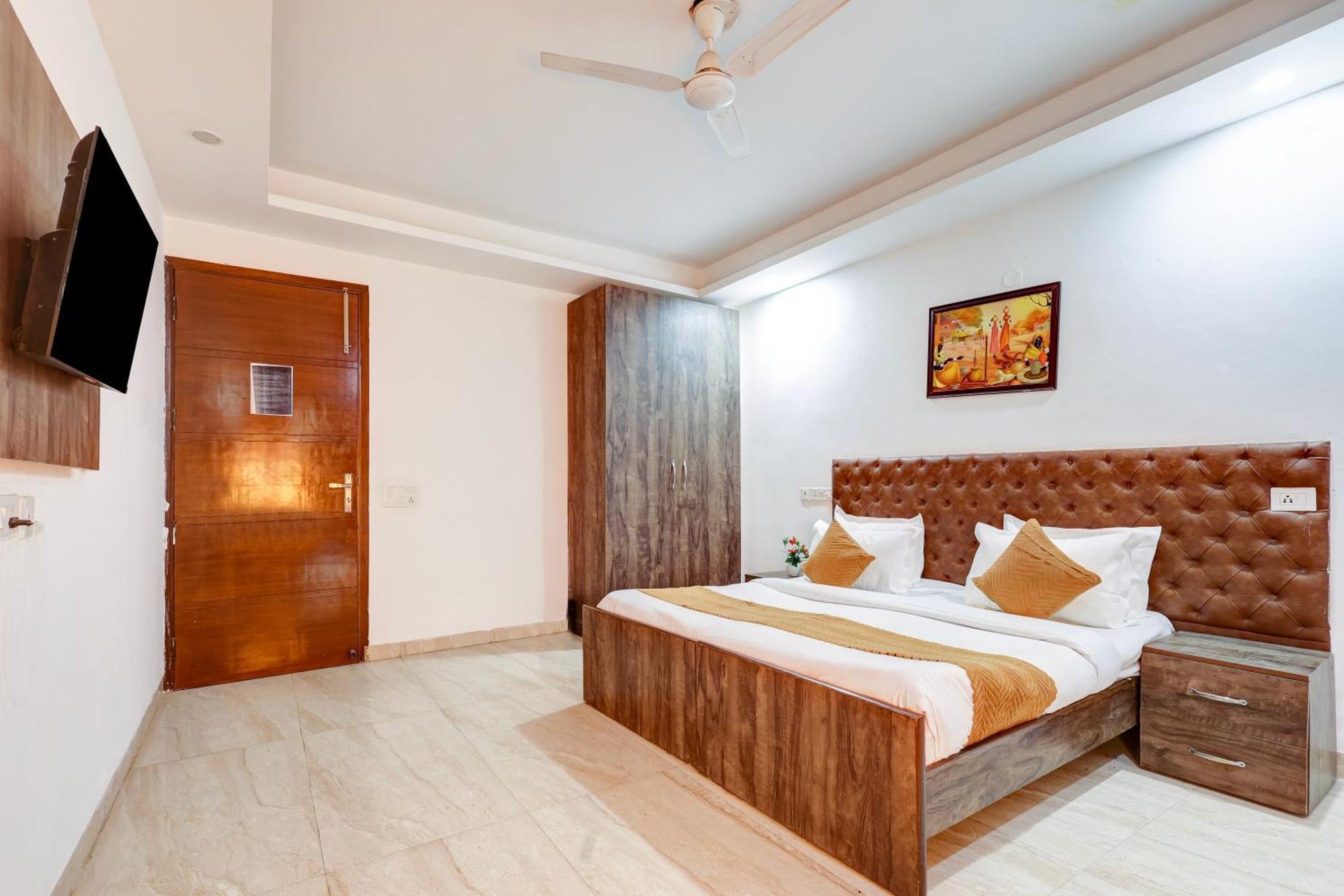 Hotel Aron By The Premium Villa Yeni Delhi Dış mekan fotoğraf