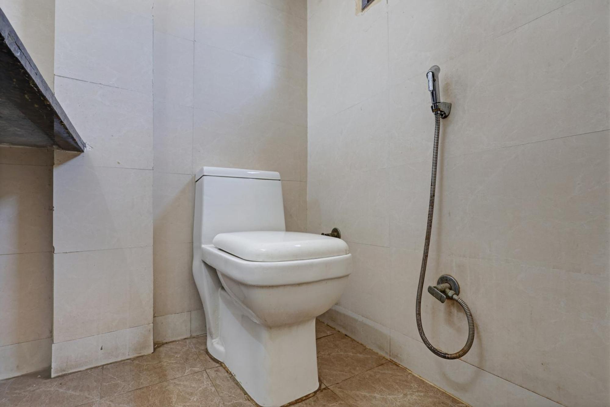 Hotel Aron By The Premium Villa Yeni Delhi Dış mekan fotoğraf